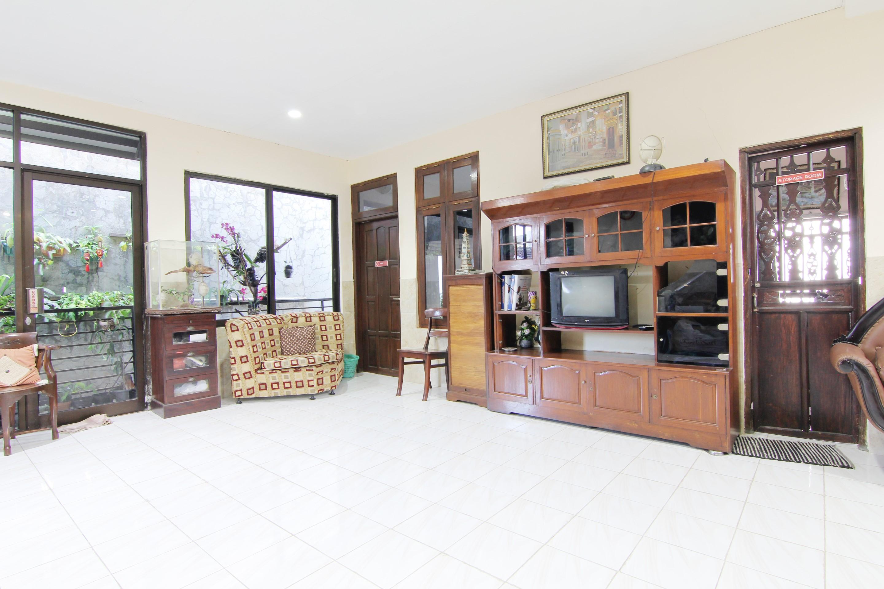 วันเดอร์ลัสต์ Apartment ยอกยาการ์ตา ภายนอก รูปภาพ
